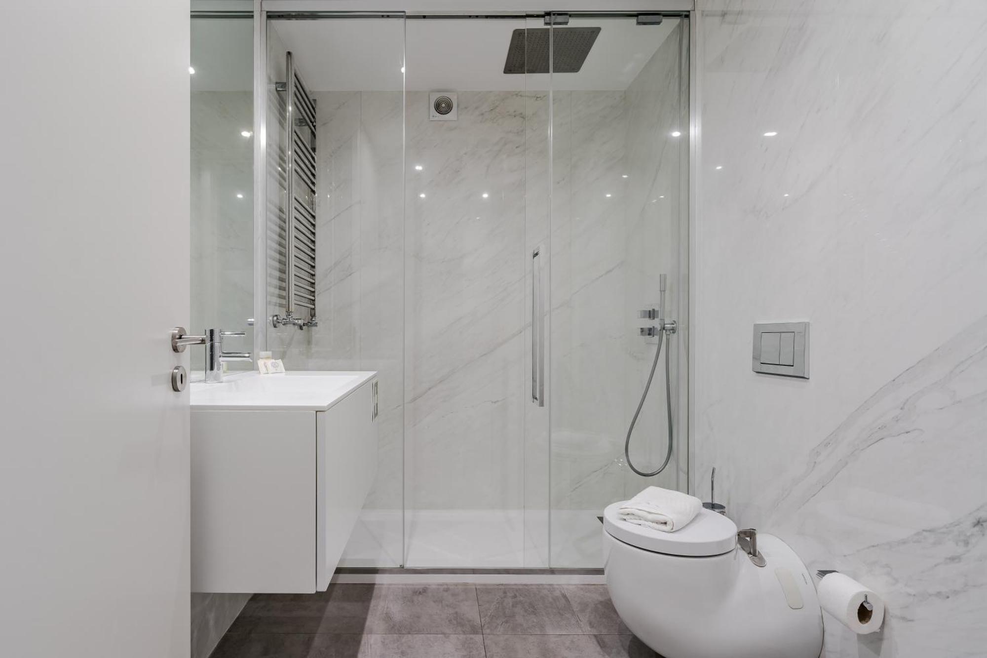 River Town View - Luxury Apartment With Jacuzzi On Terrace Viana do Castelo Eksteriør bilde